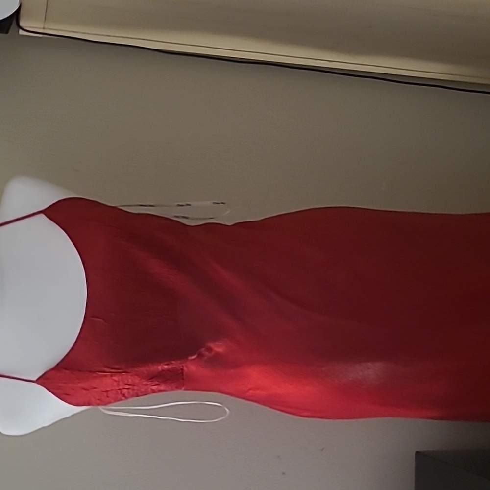 Elegant Long Red Fitted Dress